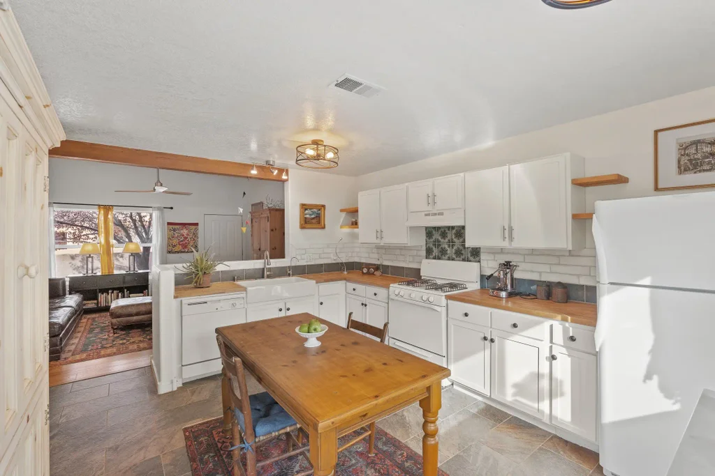 6927 Golden Mesa, Santa Fe