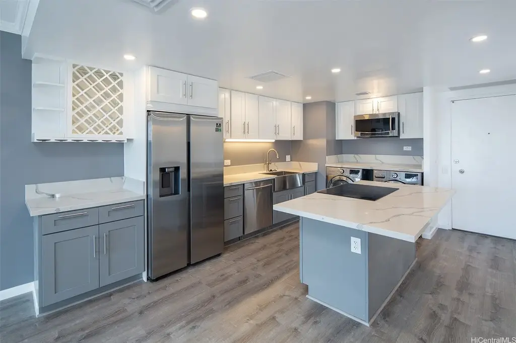 700 Richards Street # 2107, Honolulu