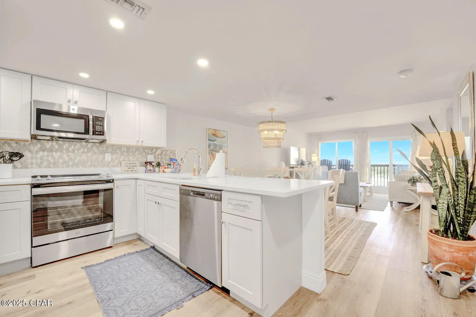 Photo of Listing #782640