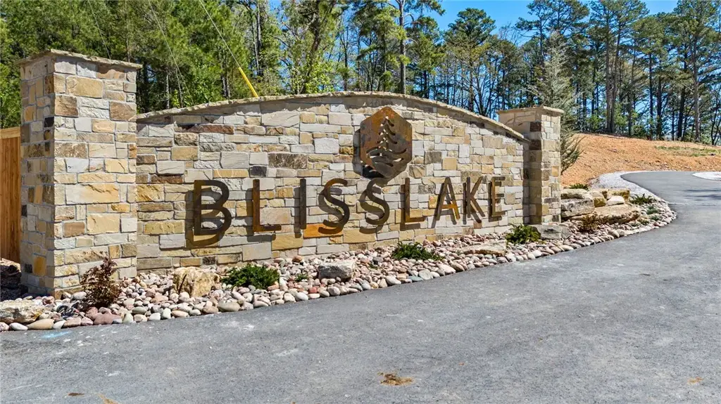 20414 Blisslake Lane, Rogers