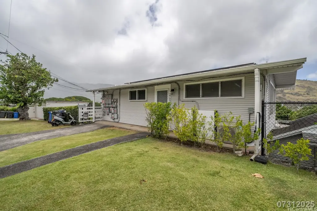 2709 Hillside Avenue, Honolulu