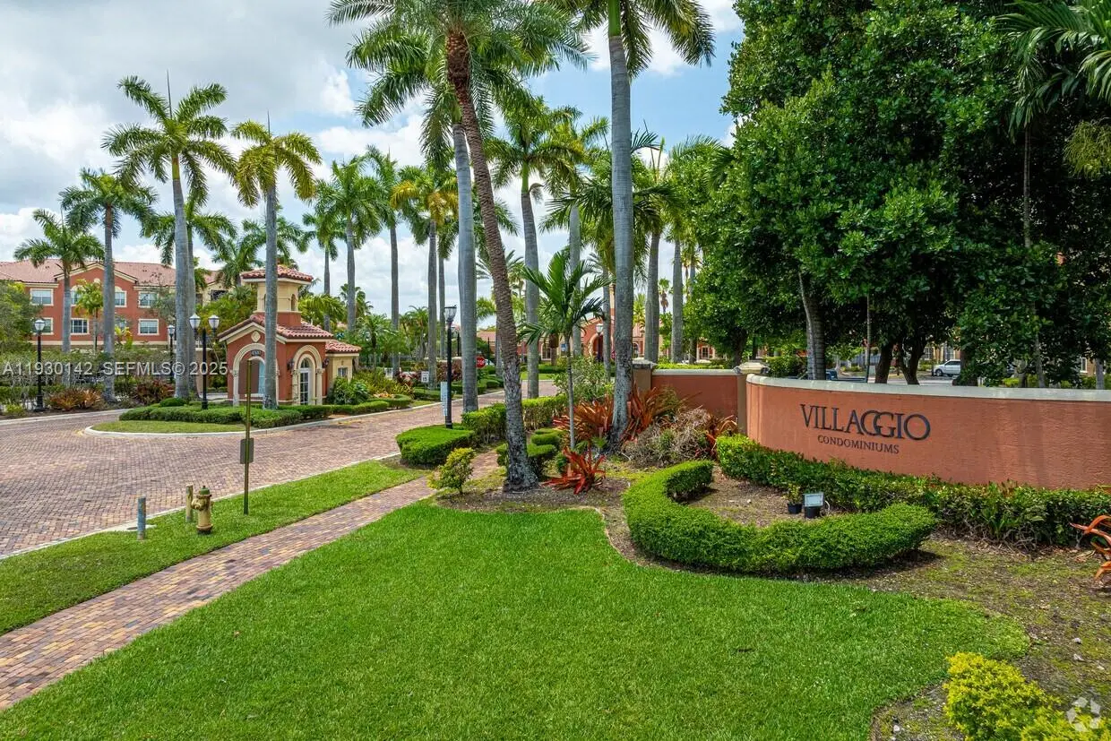 Photo of Listing #A11930142