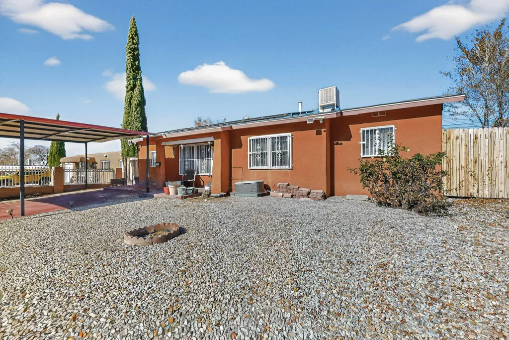 10217 Menaul Boulevard Ne, Albuquerque