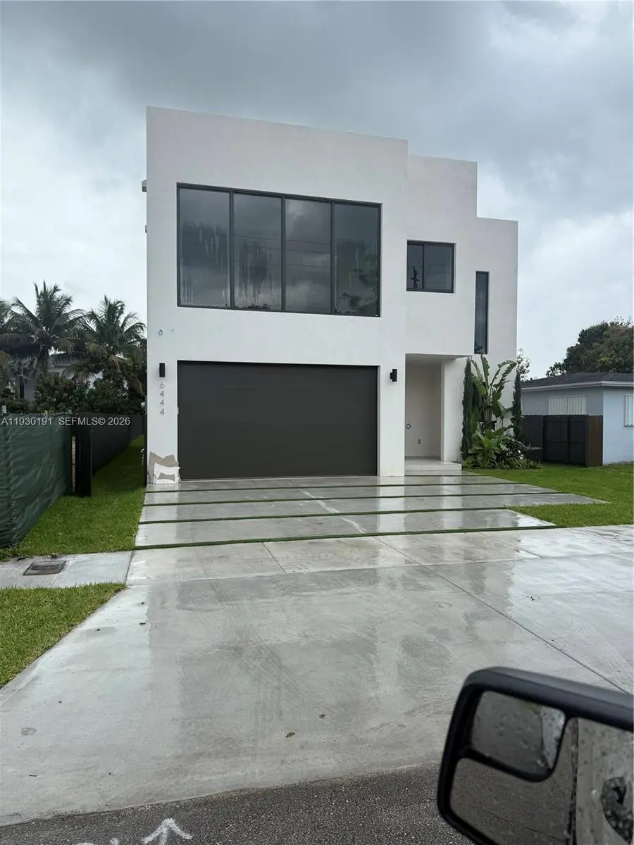 Photo of Listing #A11930191