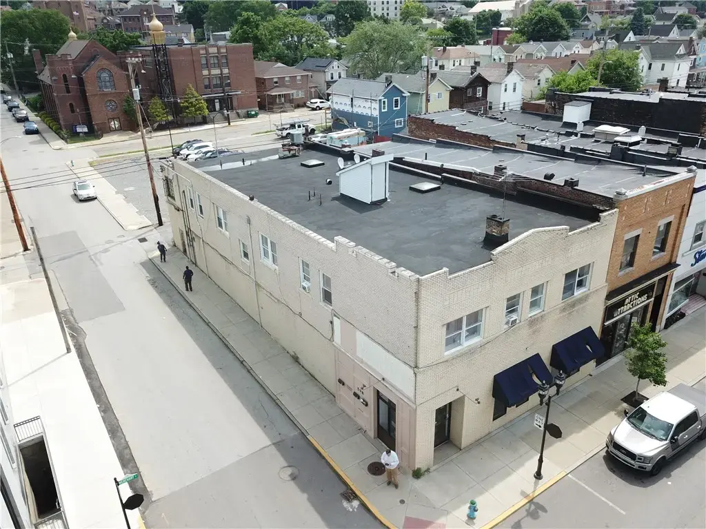 598 Merchant Street, Ambridge