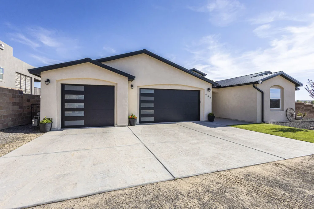 608 Southern Boulevard Sw, Rio Rancho