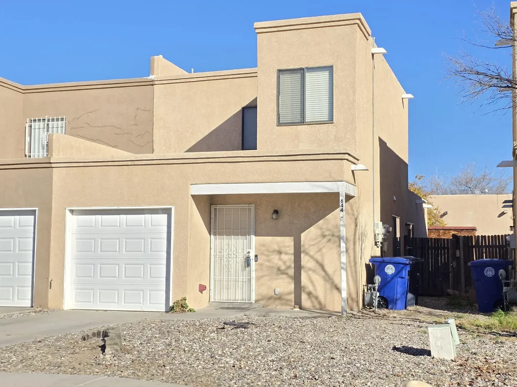 644 Bataan Drive Sw, Albuquerque
