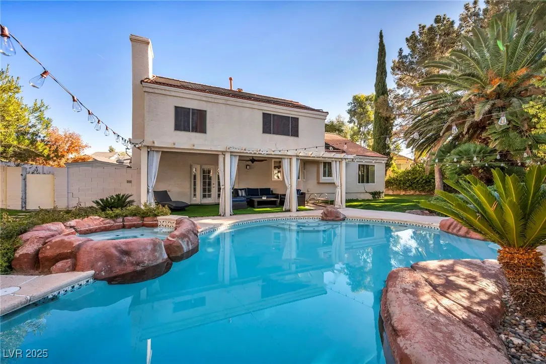 Photo of Listing #2741413