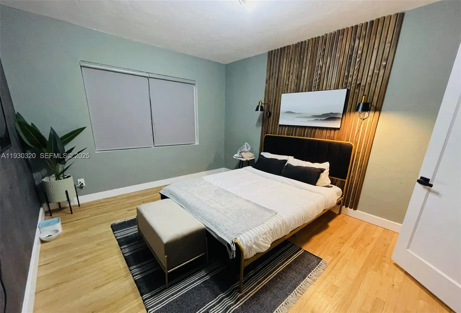 Photo of Listing #A11930320