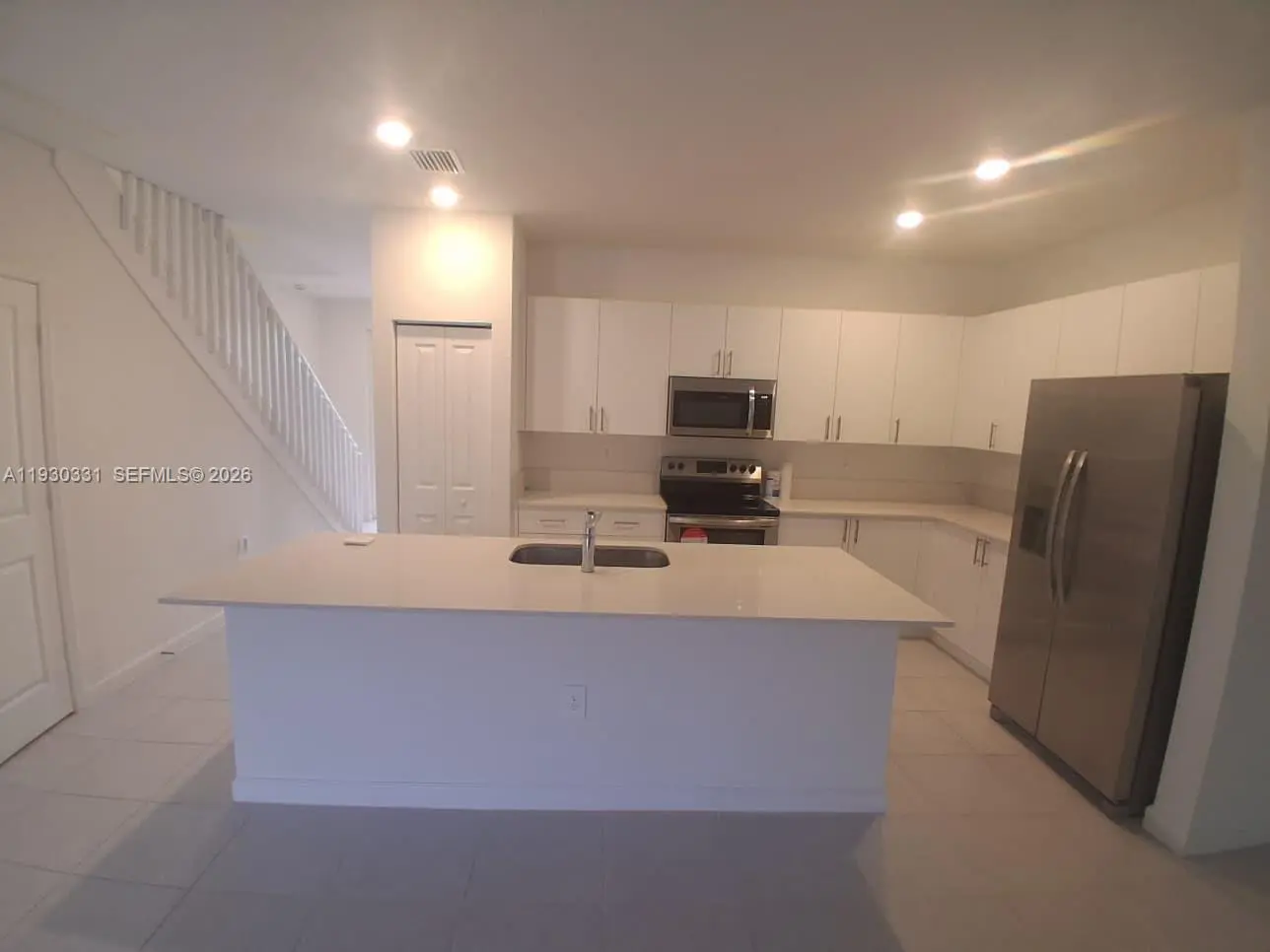 Photo of Listing #A11930331