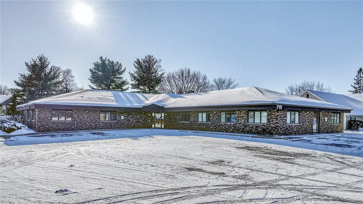 719 W Hamilton Avenue, Eau Claire