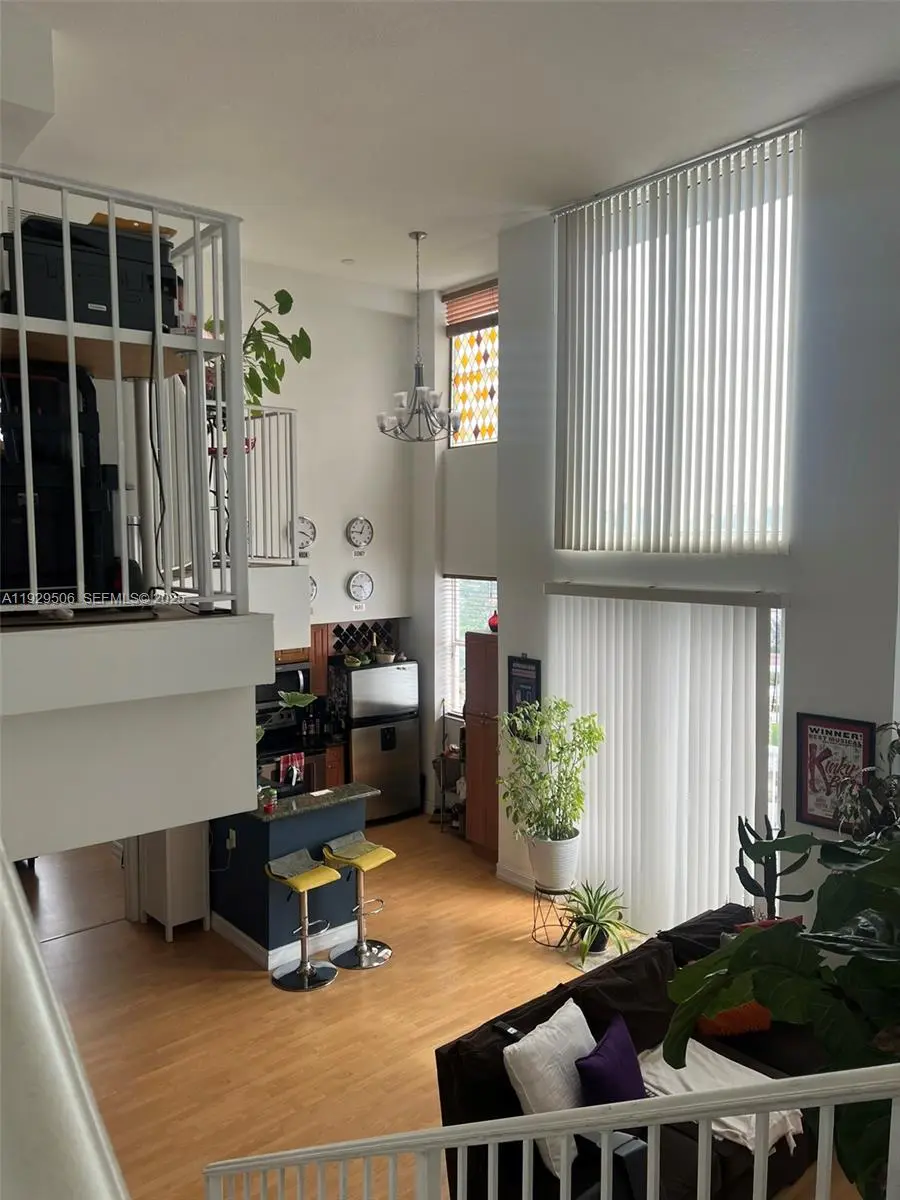 Photo of Listing #A11929506