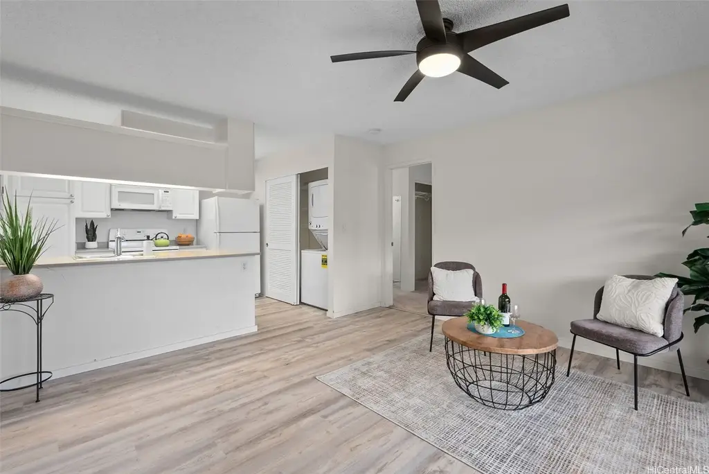 94-1430 Polani Street # 31w, Waipahu