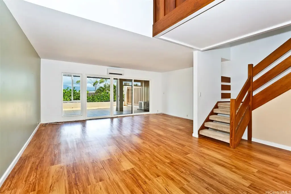 387e Kaelepulu Drive # 1305, Kailua
