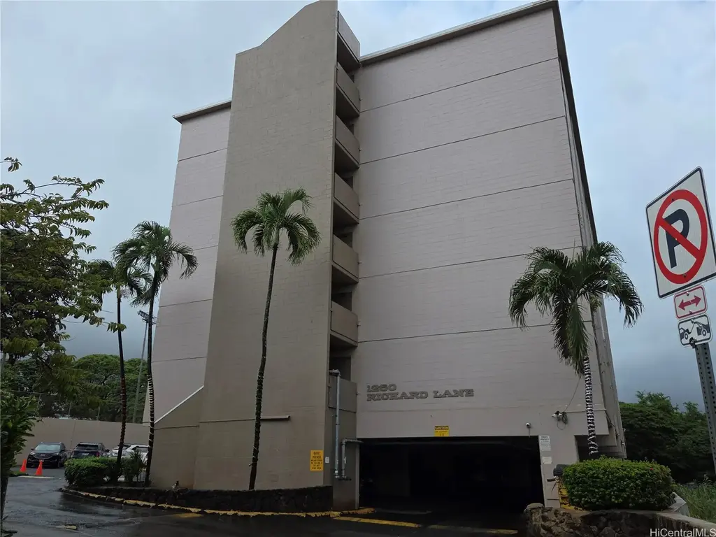 1260 Richard Lane # B218, Honolulu