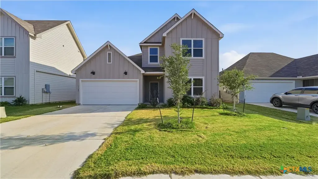 1708 Violeteared Way, Lockhart