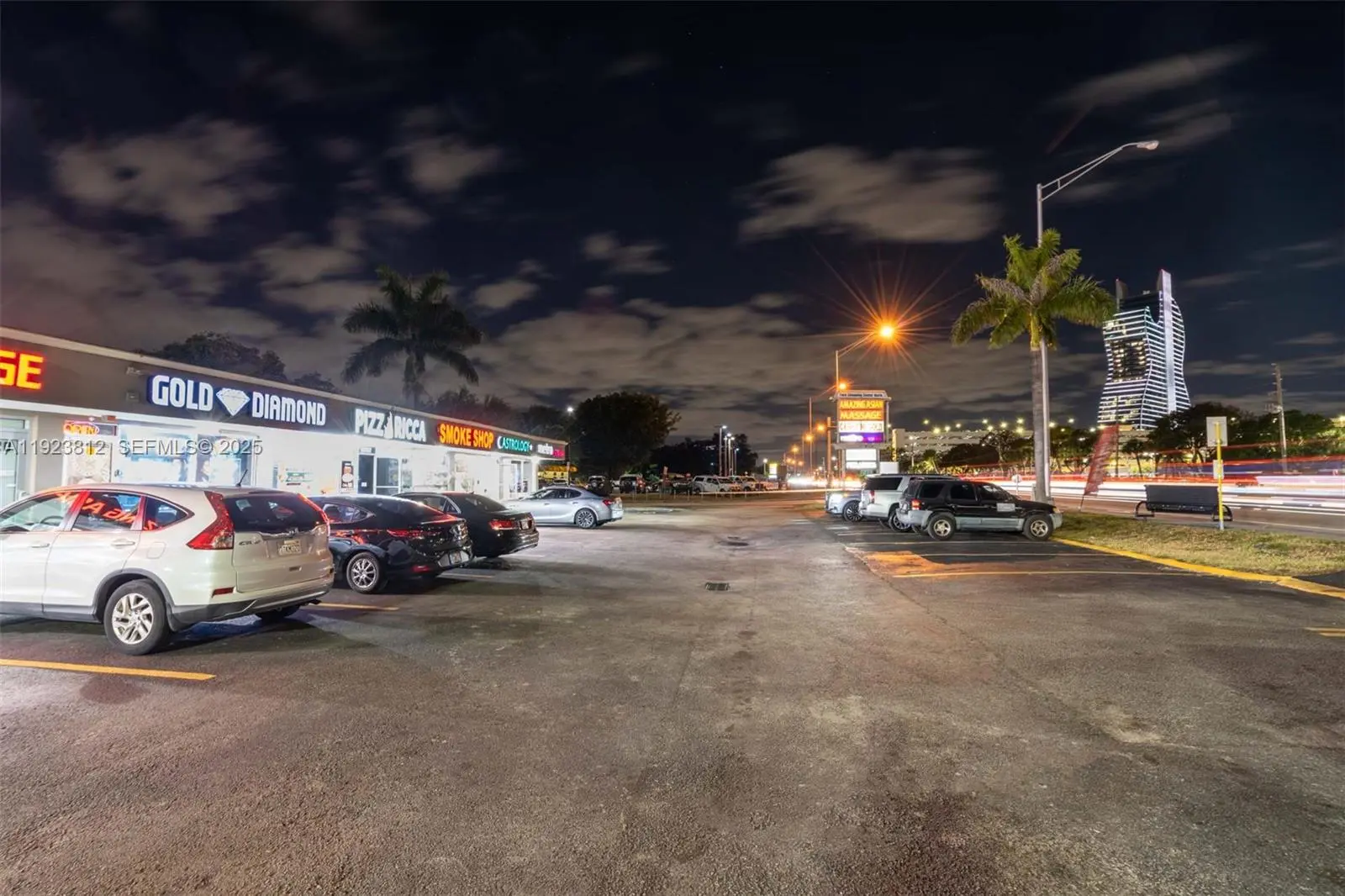 Photo of Listing #A11923812