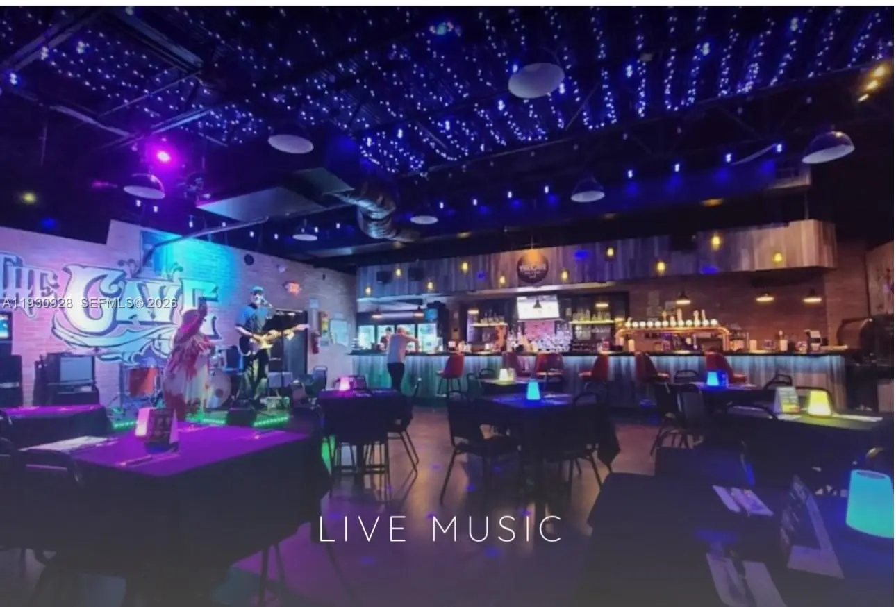 Photo of Listing #A11930928