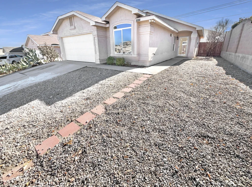 10616 Andalusian Avenue Sw, Albuquerque