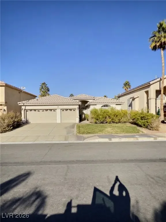 Photo of Listing #2741878