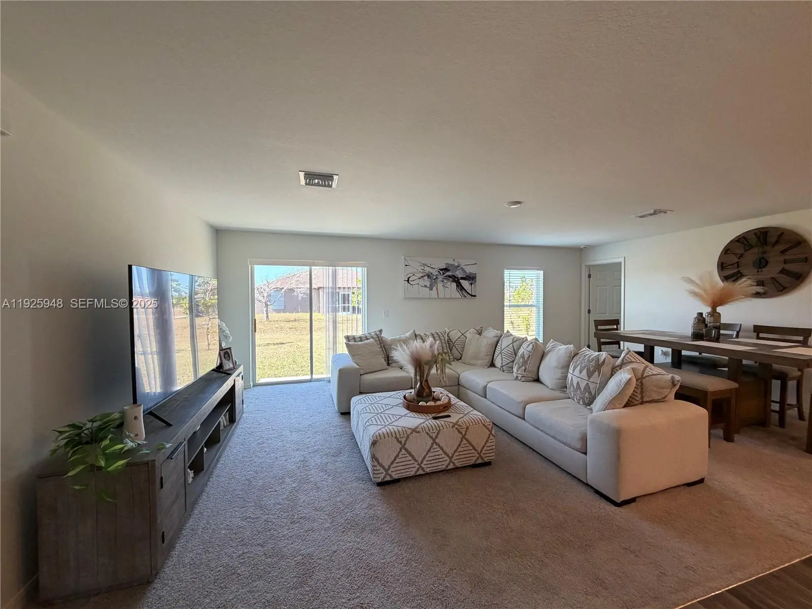 Photo of Listing #A11925948