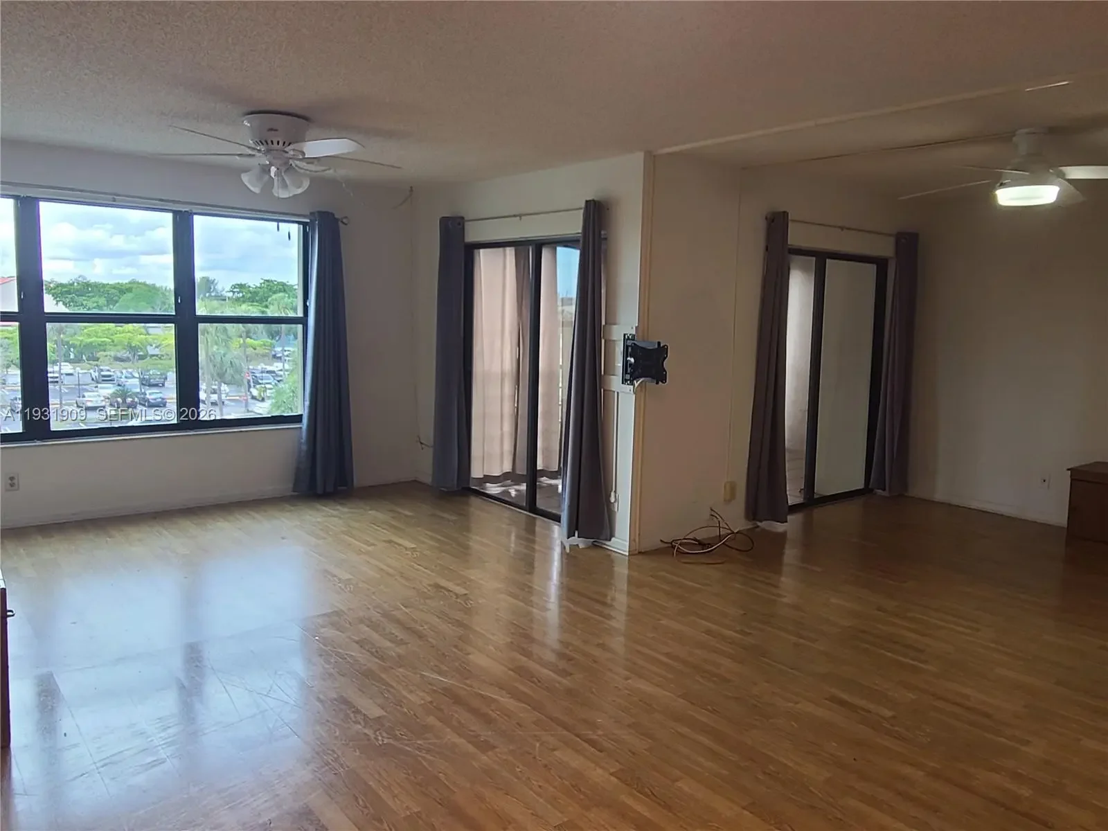 Photo of Listing #A11931909