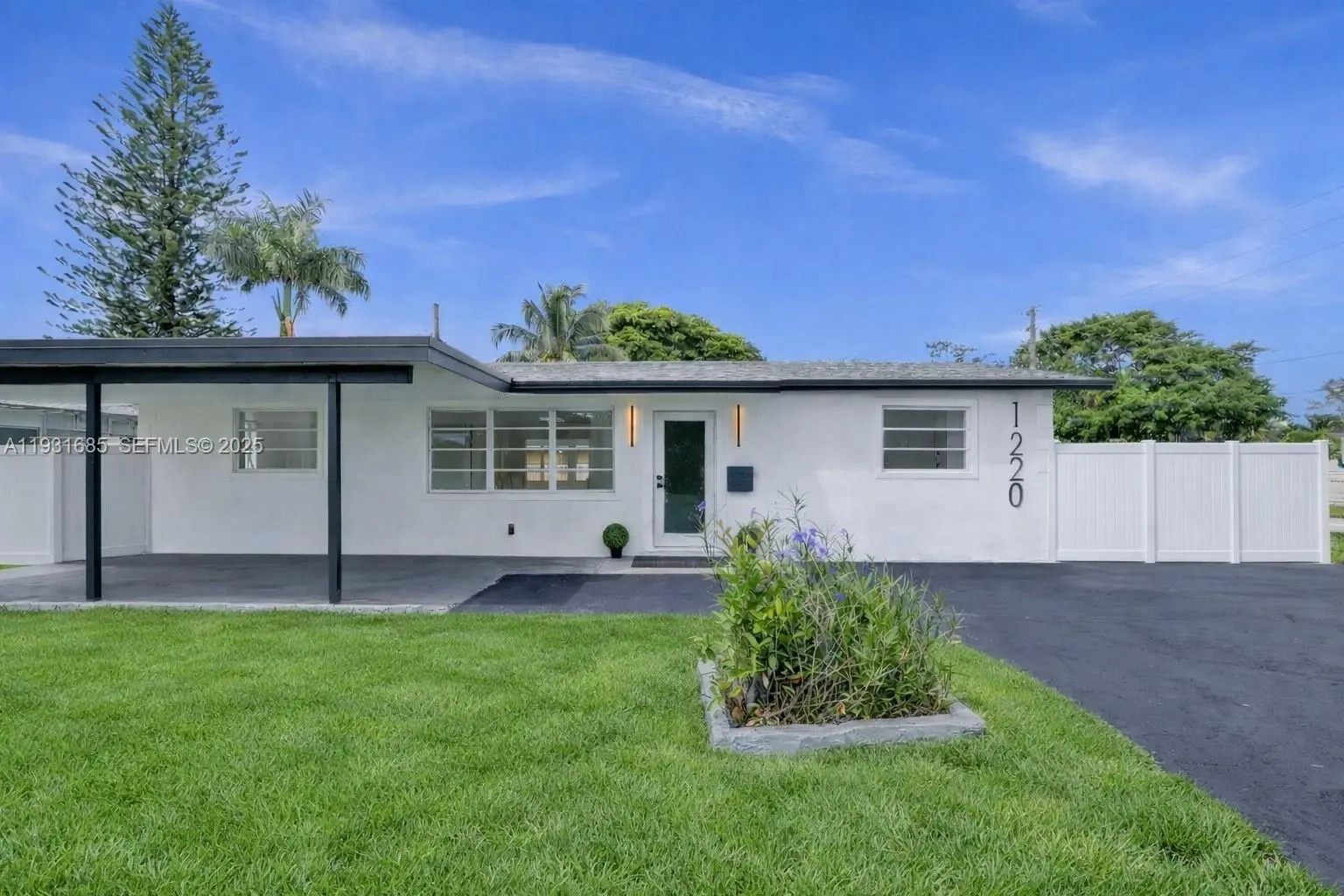 Photo of Listing #A11931685