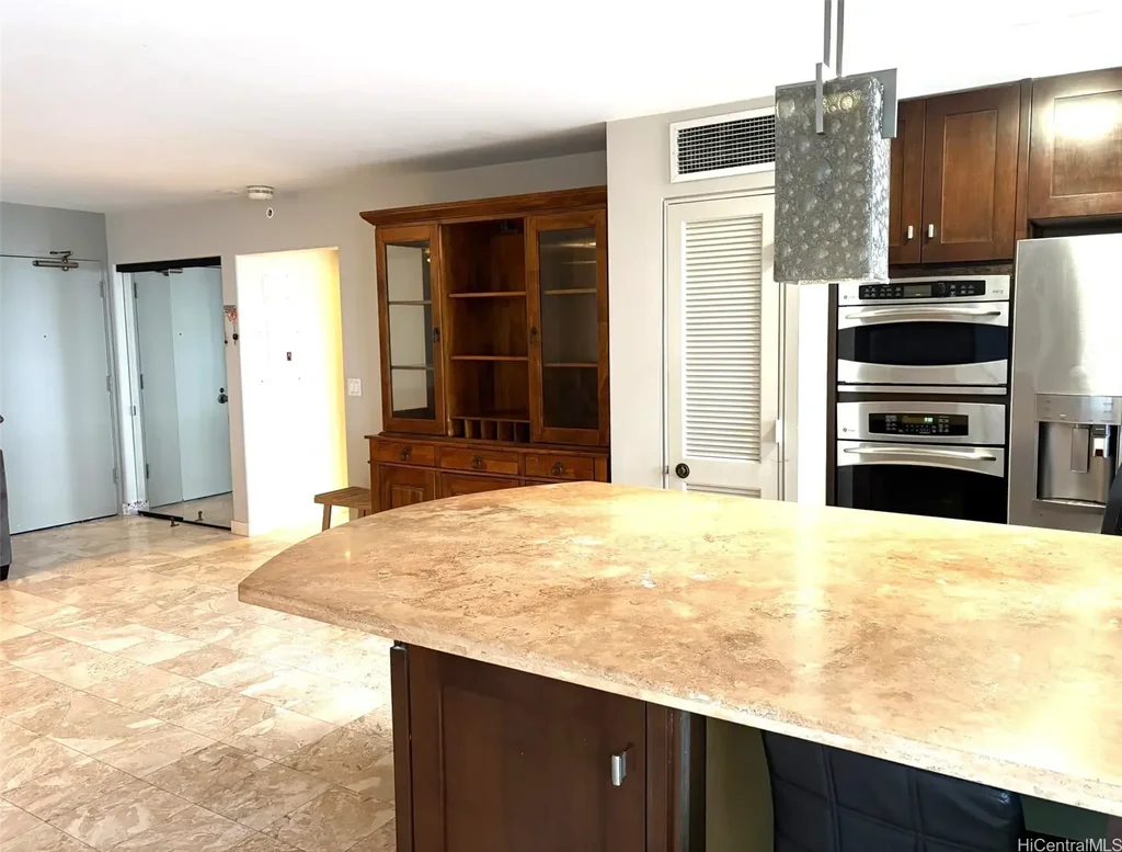 (unit #3907) 1212 Nuuanu Avenue, Honolulu