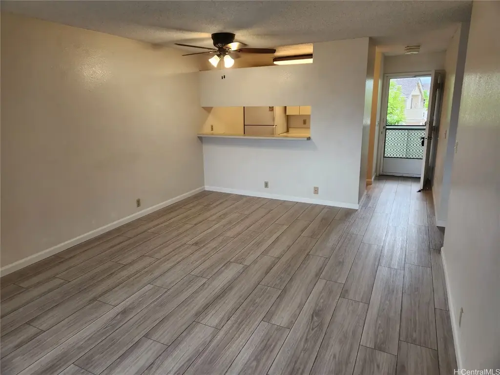 94-1461 Waipio Uka Street # P203, Waipahu