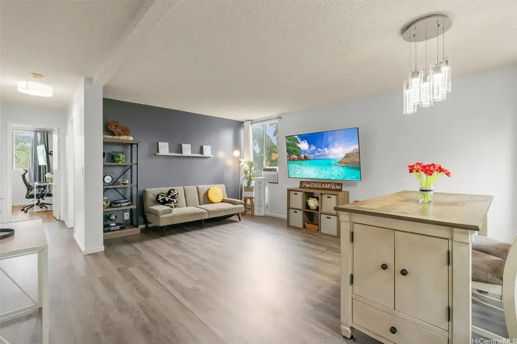 95-644 Hamumu Street # H202, Mililani