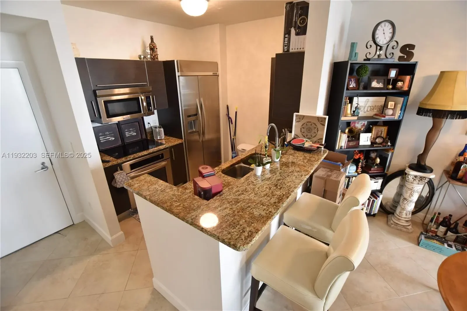 Photo of Listing #A11932203