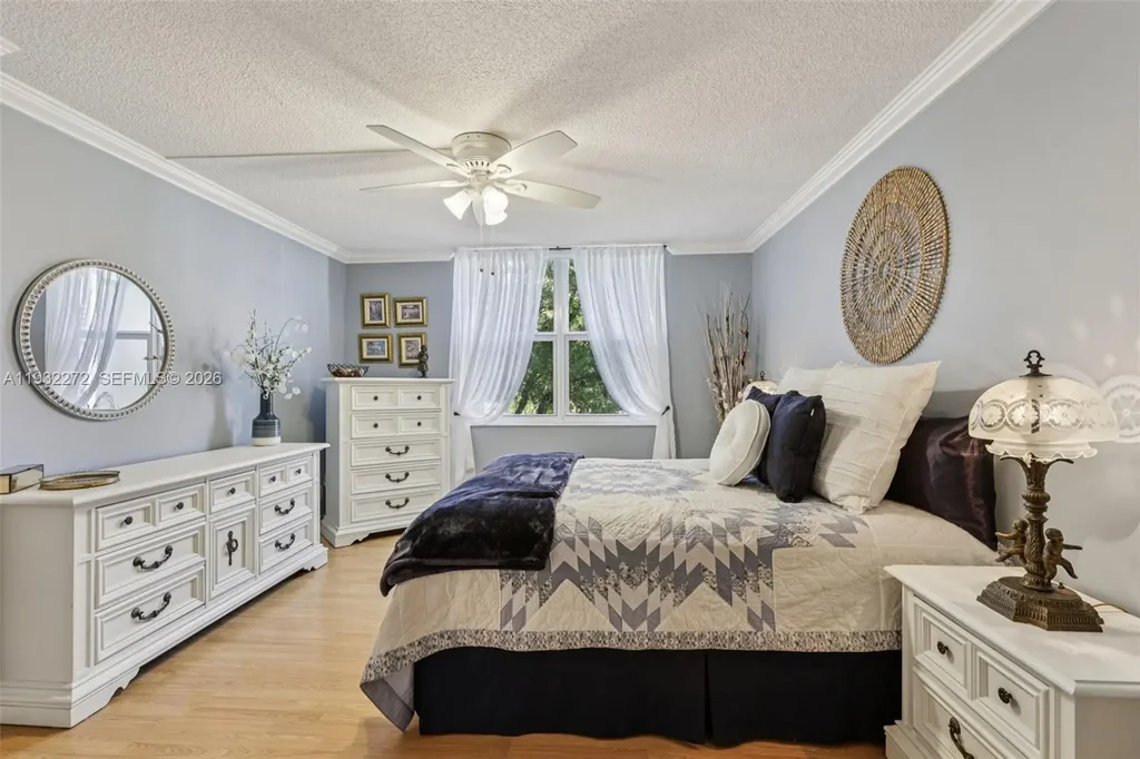 4850 Nw 29th Ct 325, Lauderdale Lakes