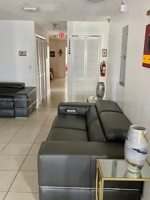 Photo of Listing #A11931028