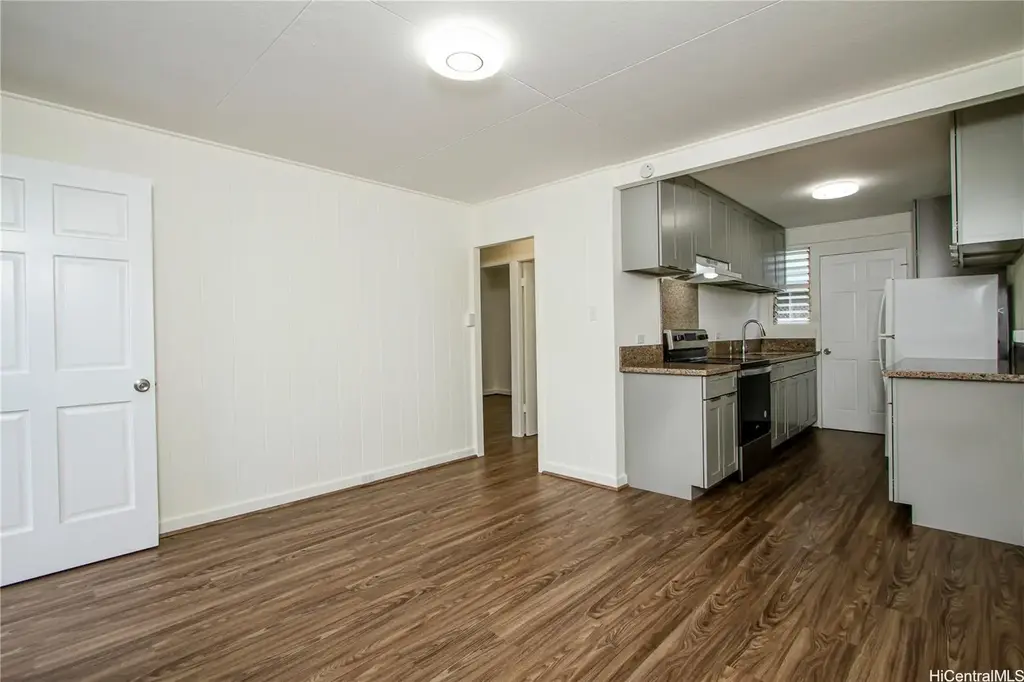 98-087 Lokowai Place # 2, Aiea