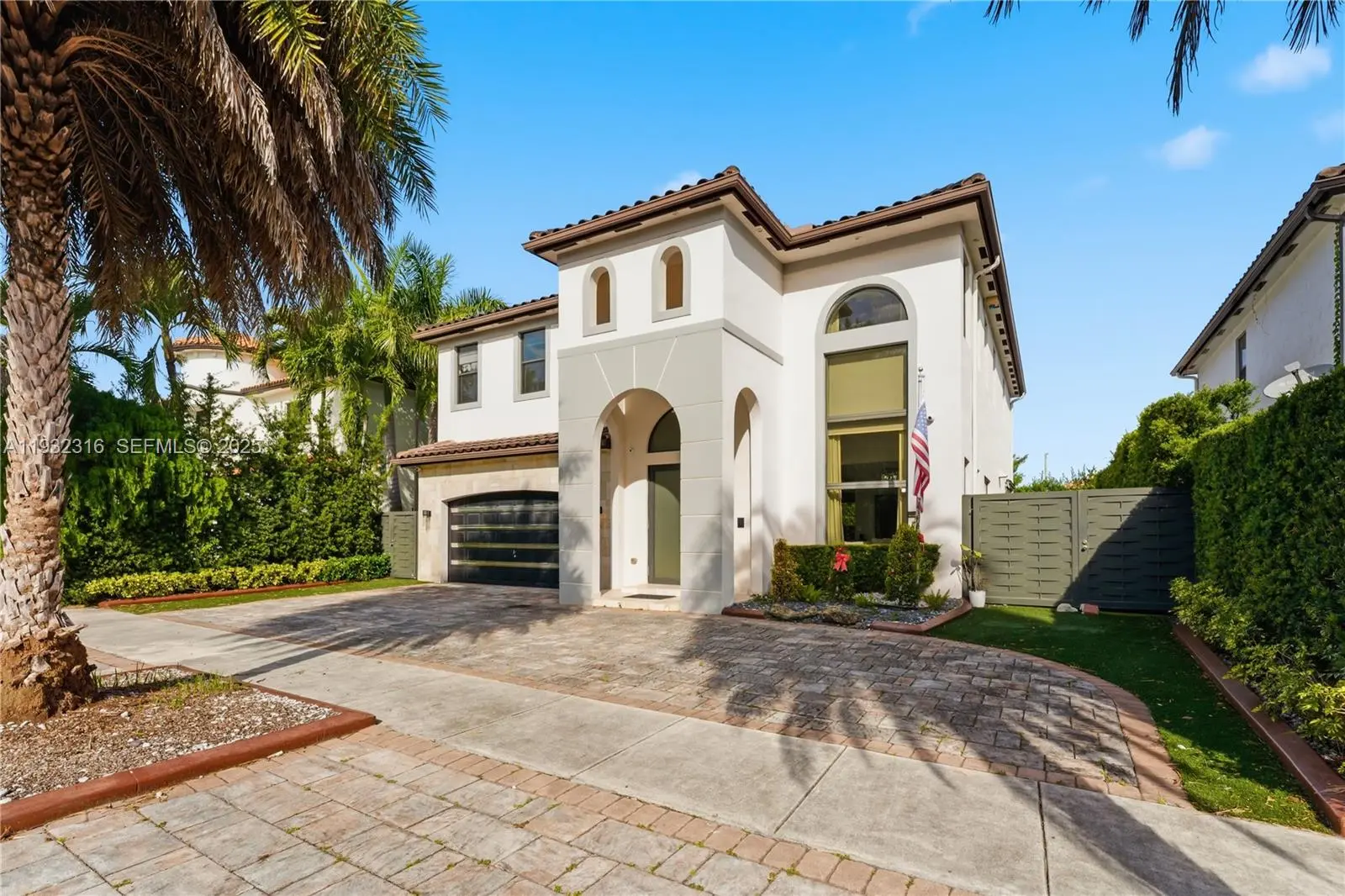 Photo of Listing #A11932316