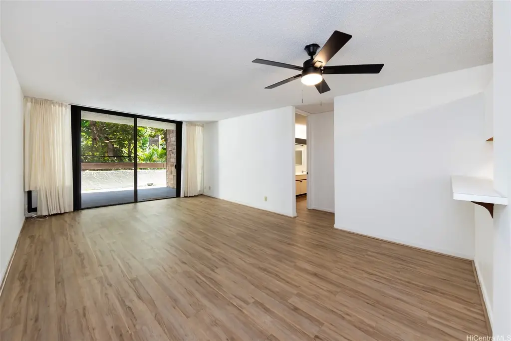 1015 Aoloa Place # 210, Kailua