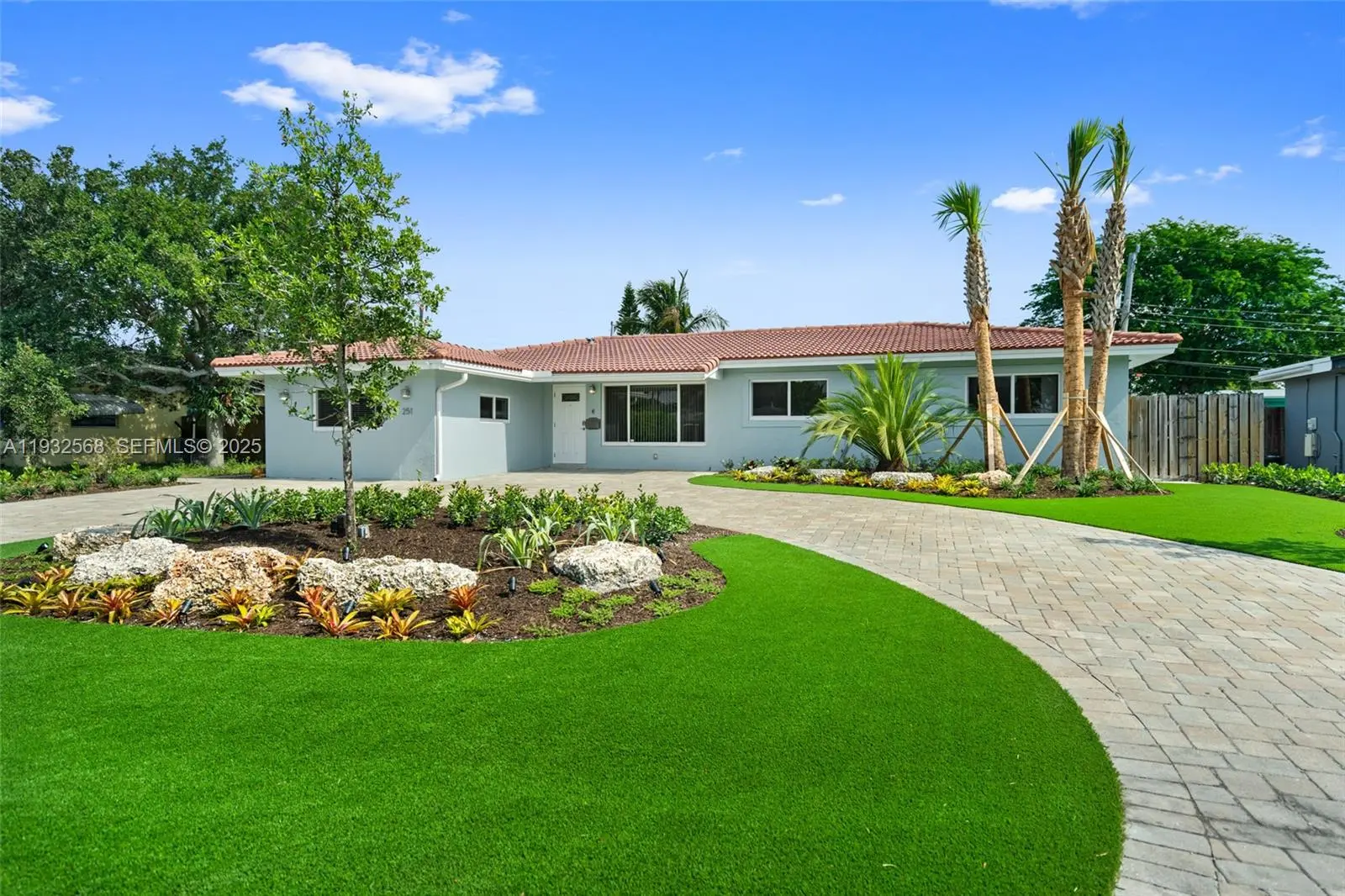 Photo of Listing #A11932568