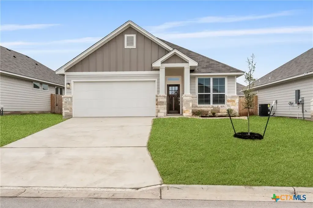 622 Seven Springs Drive, Temple
