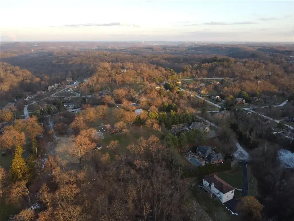 4625 Middle Road , Hampton