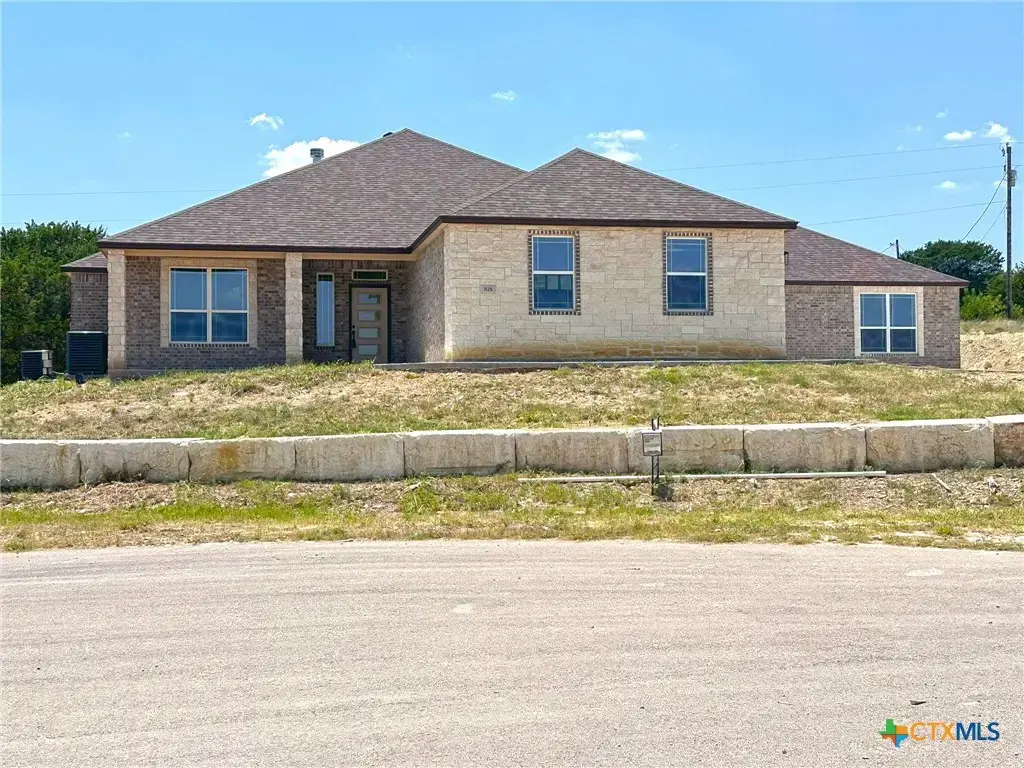 818 Estate Circle, Copperas Cove