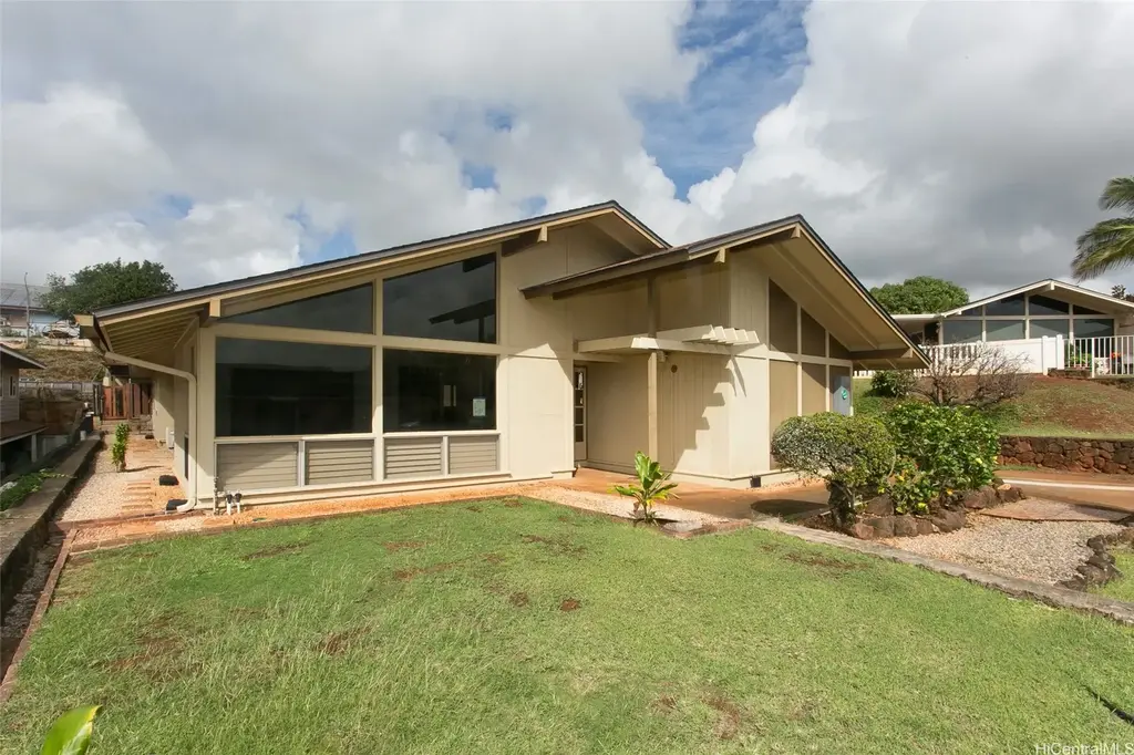 98-1156 Iliee Street, Aiea