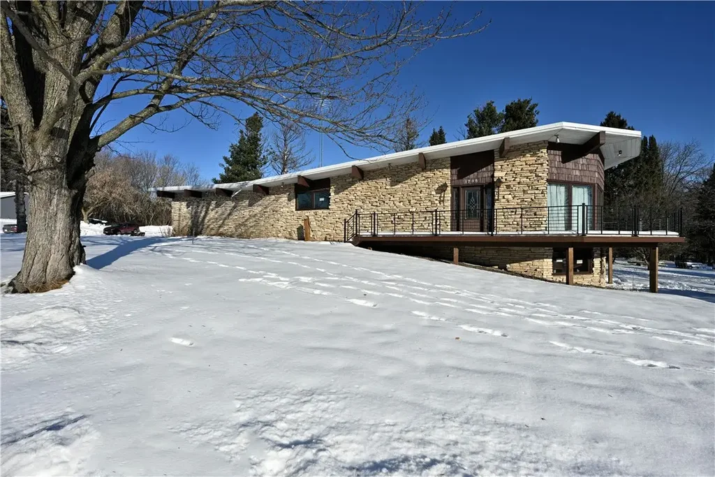 1735 Augusta Street, Rice Lake