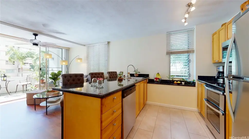 430 Kaiolu Street # 308, Honolulu