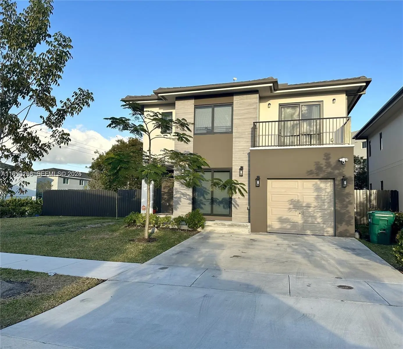 Photo of Listing #A11933166