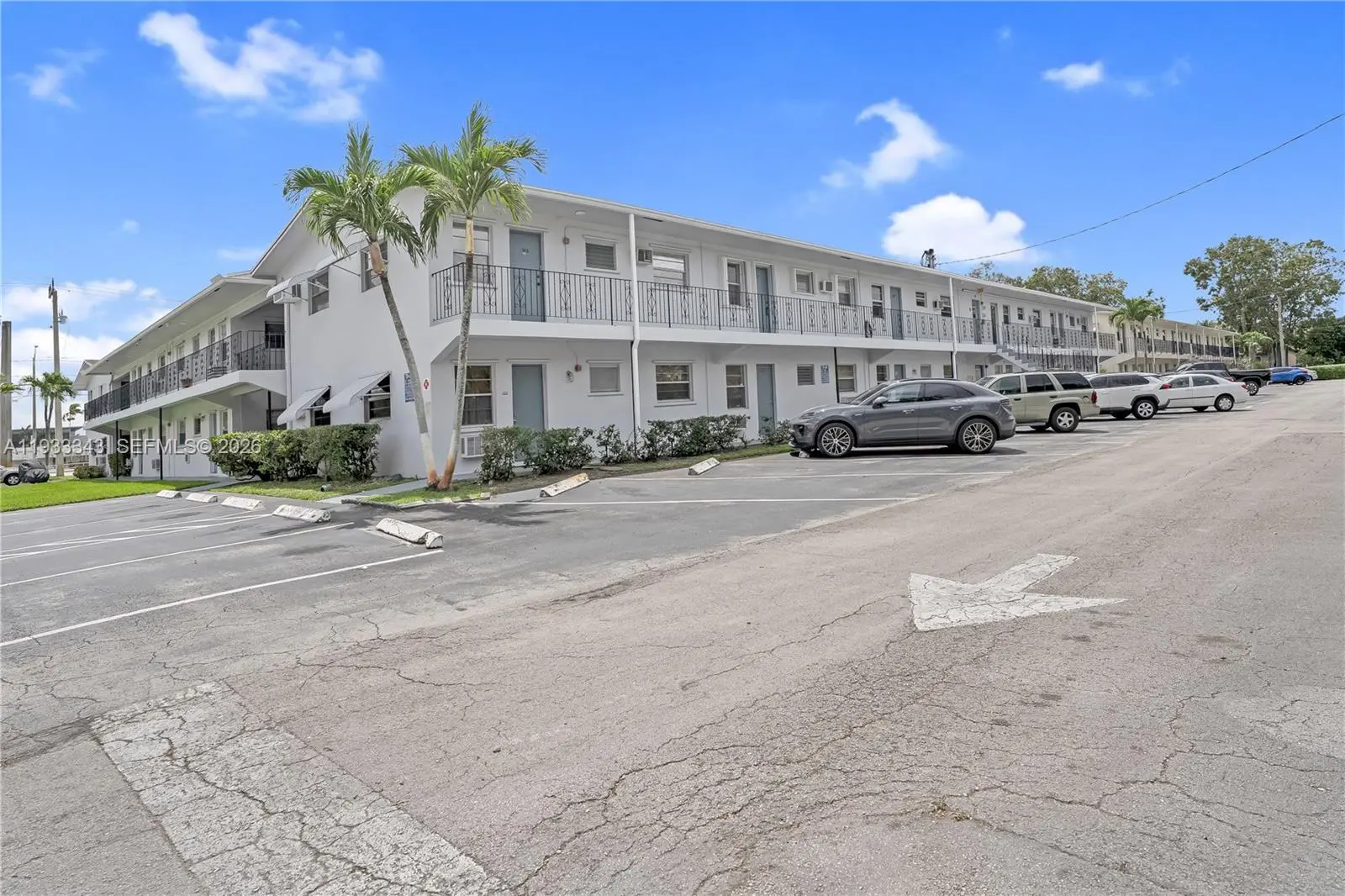 Photo of Listing #A11933343