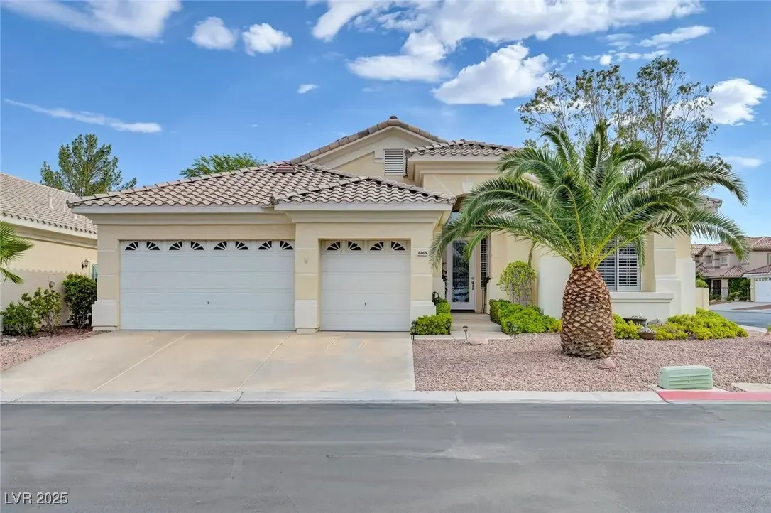 Photo of Listing #2742541