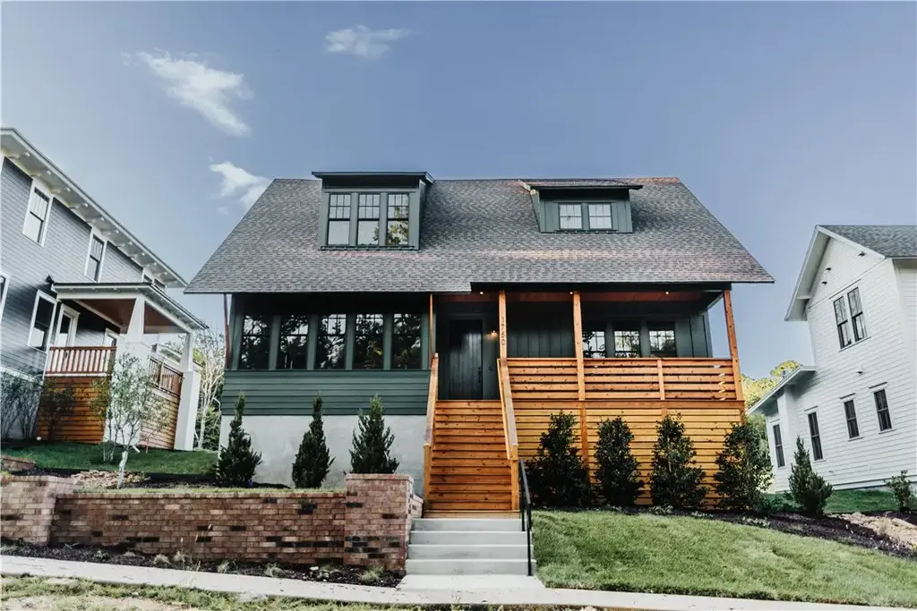 1750 W Markham Road, Fayetteville