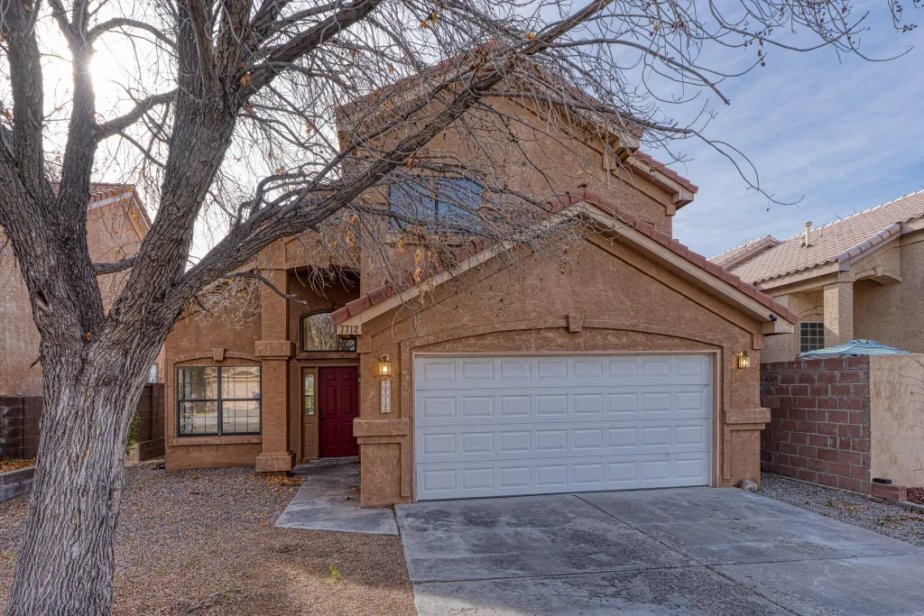 7712 William Moyers Avenue Ne, Albuquerque