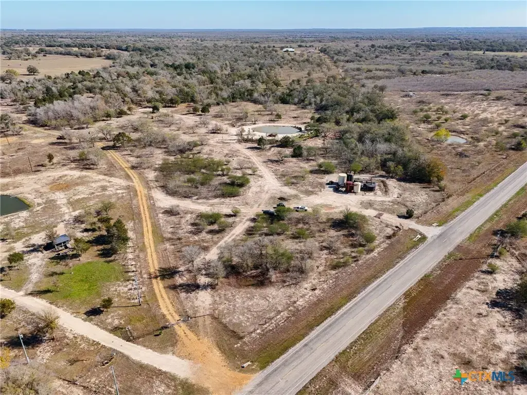 Fm 2762, Flatonia