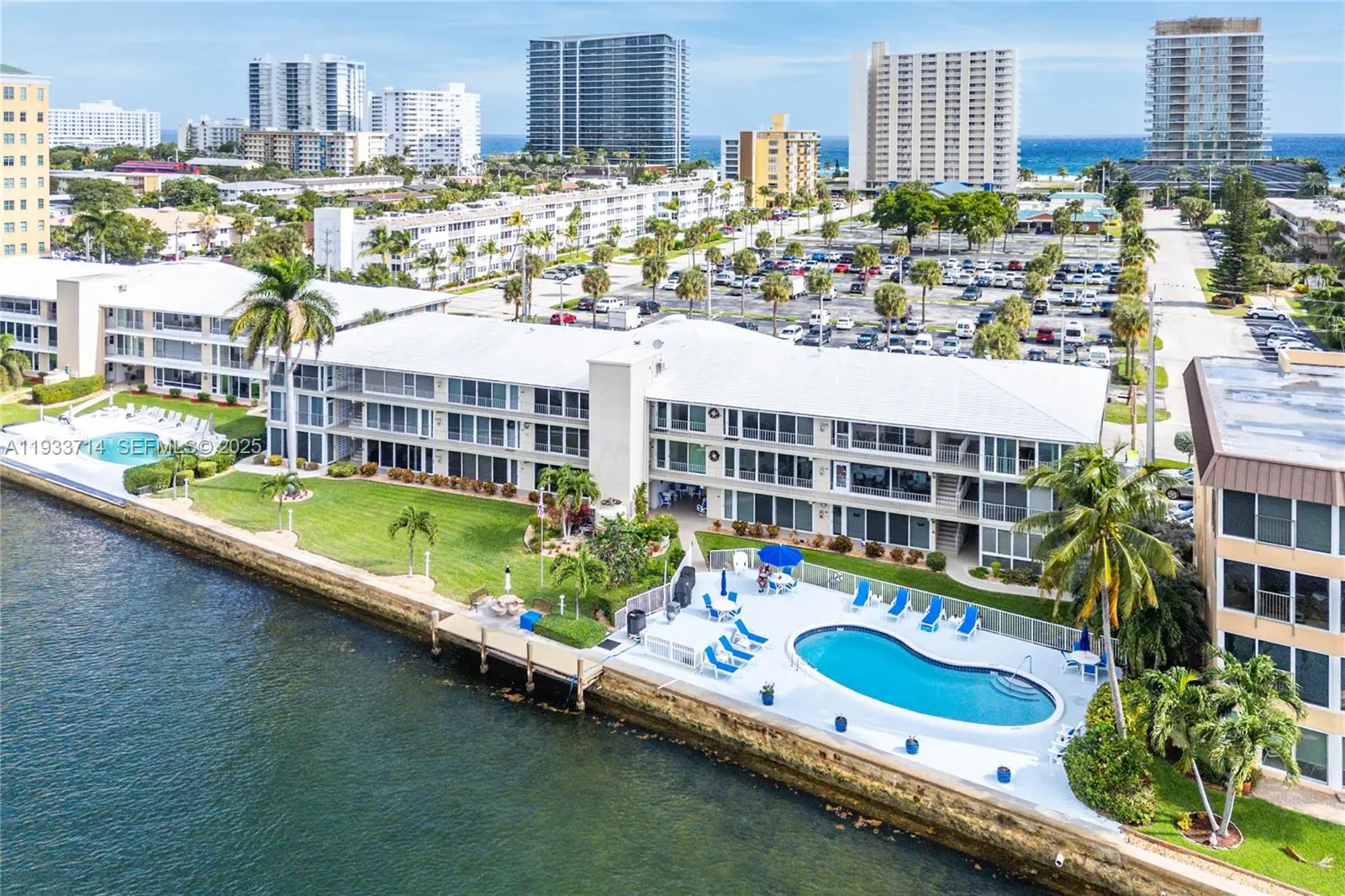 Photo of Listing #A11933714